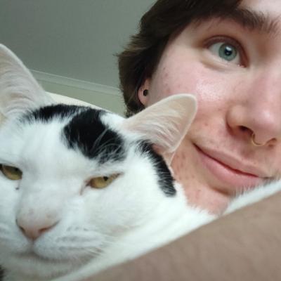 avatar for theagsolomon@sunny.garden