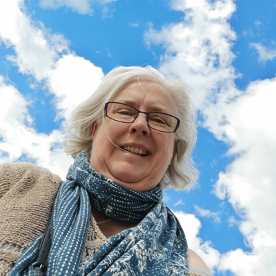 avatar for juliebozza@mastodon.otherworldsink.com