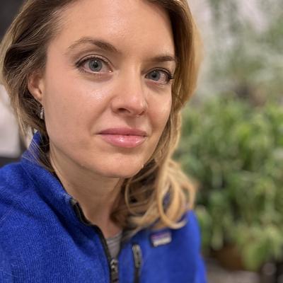 avatar for Vicky@theforkiverse.com