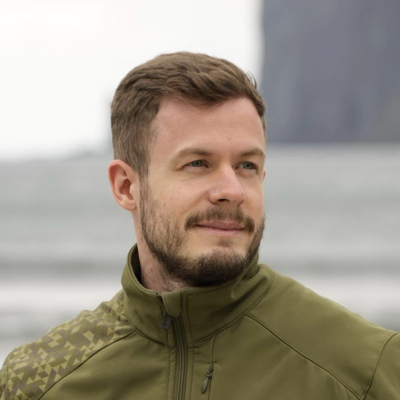 avatar for z9t@mastodon.social