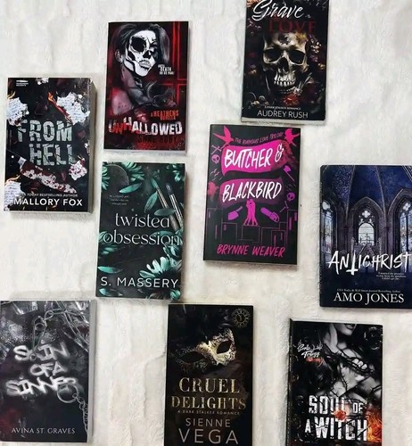 Ana Huang, Julia V. Sánchez: Twisted 1. Twisted love (Paperback, Crossbooks)