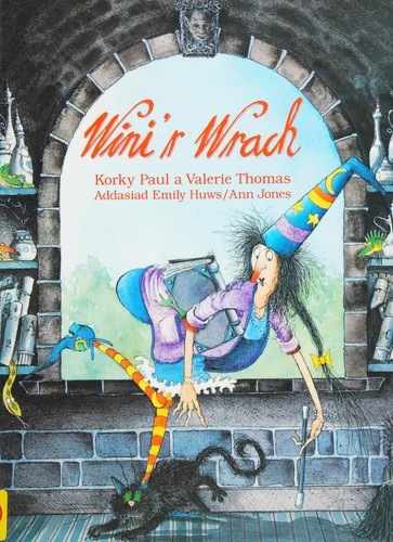 Valerie Thomas: Wini'r Wrach = Winnie the Witch (Paperback, 1992, Gomer Press)