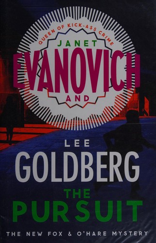 Janet Evanovich: The pursuit (2016, Headline Review)