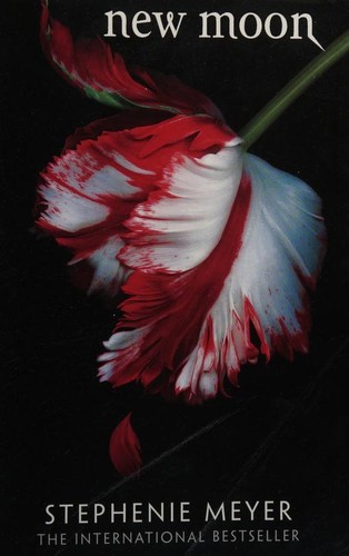 Stephenie Meyer: New Moon (Paperback, 2009, Galaxy Plus)