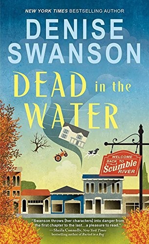 Denise Swanson: Dead in the Water (Hardcover, 2018, Thorndike Press Large Print)