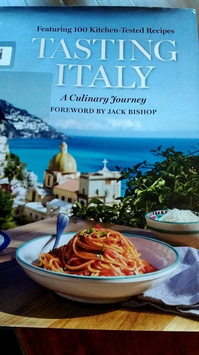 Eugenia Bone, Bishop, Jack, Julia Della Croce: Tasting Italy (2018)