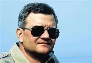 Tom Clancy, Larry Bond: Red Storm Rising (Paperback, 1993, Berkley Pub Group)