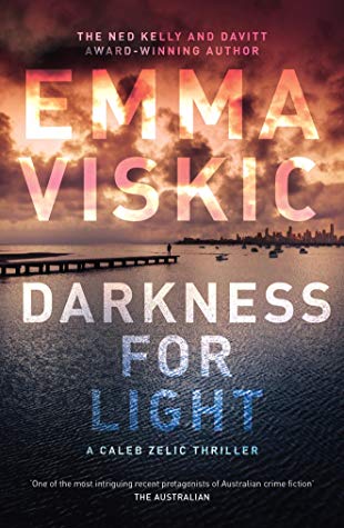 Emma Viskic: Darkness for Light (2020, Pushkin Press, Limited)