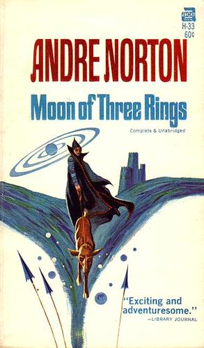 Andre Norton: Moon of Three Rings (Paperback, 1967, Ace Books)